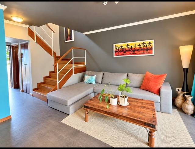 2 BEDROOM SECTIONAL TITLE FOR SALE IN TABLE VIEW